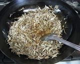 エコ料理、椎茸の軸のキンピラ作り方2写真
