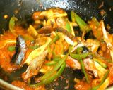 赤ピーソースで♪秋刀魚エリンギ๑パスタ作り方4写真