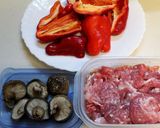 豚薄切り肉＋塩麹deにら赤ピーマン餃子作り方1写真