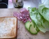 バジルとパストラミポークのホットサンド作り方2写真