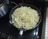 残暑にさっぱり！ポン酢ぶっかけ塩焼きそば作り方4写真