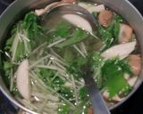中華名菜のアレンジ、水菜入り肉団子スープ作り方4写真