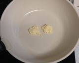 簡単　鮭チャーハン作り方1写真