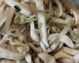茗荷ときのこのレンジ蒸し（松茸風味）作り方3写真