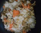 焼いた鮭とキノコのバター醤油炒めご飯作り方8写真