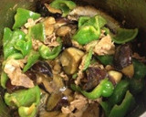 茄子、ピーマンと豚肉の味噌炒め作り方4写真