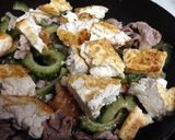旨味ギュッ！ワカメ入りゴーヤチャンプル作り方9写真