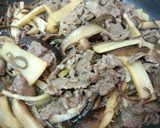 メンマとぜんまいと椎茸の牛肉炒め！作り方3写真