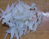 ☆キャベツの芯と揚げ玉の味噌汁☆作り方1写真