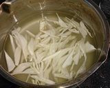 ☆キャベツの芯と揚げ玉の味噌汁☆作り方2写真