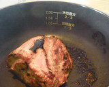 塩ヨーグルトと追い鰹の焼き蒸し豚！作り方2写真