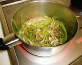 芋のつると舞茸の炒め煮作り方5写真