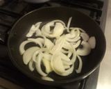 豚肉とたまねぎの味噌キムチ炒め作り方3写真