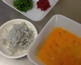 ＊梅としらすのマヨ炒飯＊作り方1写真