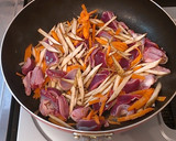 歯ごたえを楽しんで♬砂肝の根菜炒め作り方3写真