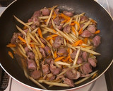 歯ごたえを楽しんで♬砂肝の根菜炒め作り方4写真