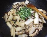 食感楽しい☆長芋とキノコ3種のバター炒め作り方5写真