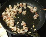 キノコとエビのバター炒め*作り方2写真