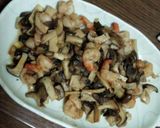 キノコとエビのバター炒め*作り方4写真
