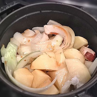 にくじゃがページ 肉じゃが