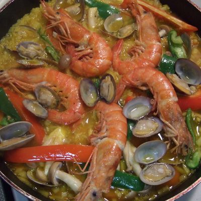 パエリア〜素paelleroを使って〜 by yukiusausa 【クックパッド】 簡単