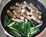 旨味たっぷり☆味浸み角麩の牛すき煮弁当✿作り方5写真
