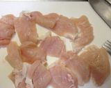 鶏ムネ肉&豆苗のガリバタレモン炒め作り方2写真