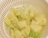 ポテトとコンビーフのちょい和風サラダ♬作り方3写真