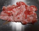 豚ばら肉と玉葱炒め・味ぽんおろし添え作り方2写真