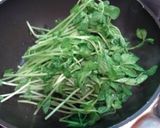 豆苗と桜えびのサッサッと炒め作り方1写真