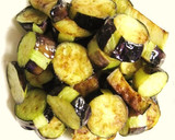 茄子と揚げ豆のピリ辛甘酢炒め作り方4写真