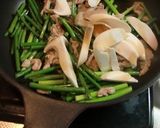 にんにくの芽とエリンギのごま油塩味作り方3写真