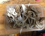 舞茸タップリニンニク好きの為の焼きそば作り方1写真