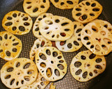 分厚めが吉☆シャキシャキ蓮根のきんぴら作り方4写真