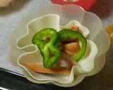 餃子の皮でカップピザ☆作り方3写真