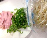 もやしとハムとピーマンの炒めもの作り方1写真