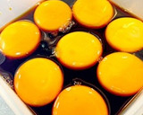 炊きたての白ご飯に！卵の黄身の醤油漬け作り方2写真
