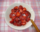 スウェーデン式　いちごの食べ方作り方3写真