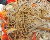 ラー油とめんつゆで♪濃厚ピリ辛そばパスタ作り方3写真