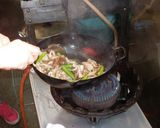 牛肉とキノコのオイスターソース炒め作り方5写真