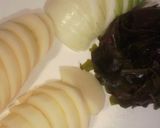 じゃがいもと玉ねぎの豆乳みそ汁作り方1写真