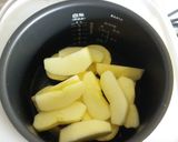 炊飯器で煮物★薩摩ちゃんと林檎♪作り方1写真
