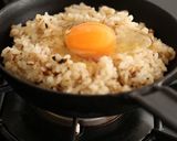 あつあつ！鉄板ガーリック卵ご飯作り方2写真