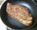 コストコ食材でデカ肉ビール煮（どーん）作り方8写真
