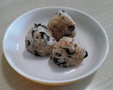 ごま油香る！塩昆布おにぎり♡作り方4写真