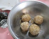 たこ焼き器でごま団子作り方5写真