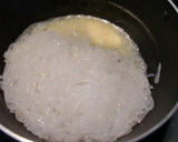 しらたきで、ワインバターしょうゆ炒め作り方3写真