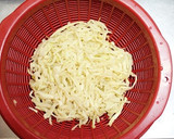 簡単☆鶏と切り干し大根のコク味噌バター煮作り方1写真