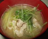 水菜と豚バラ肉のみそ汁作り方5写真