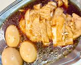 簡単！ゆで卵入り鶏むね肉のしっとり煮♡ﾞ作り方6写真